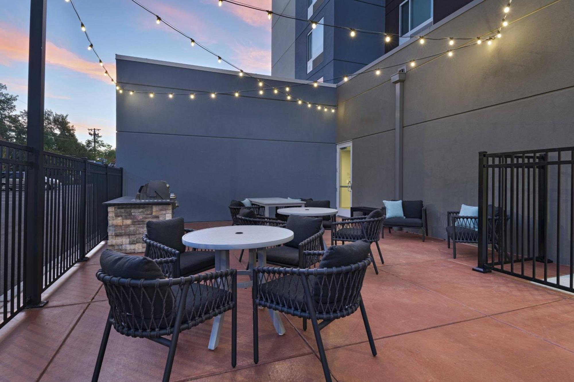 Towneplace Suites By Marriott Brentwood Exterior foto